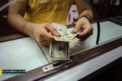 شایعه در بازار دلار ایران /علت رفت و برگشت قیمت دلار